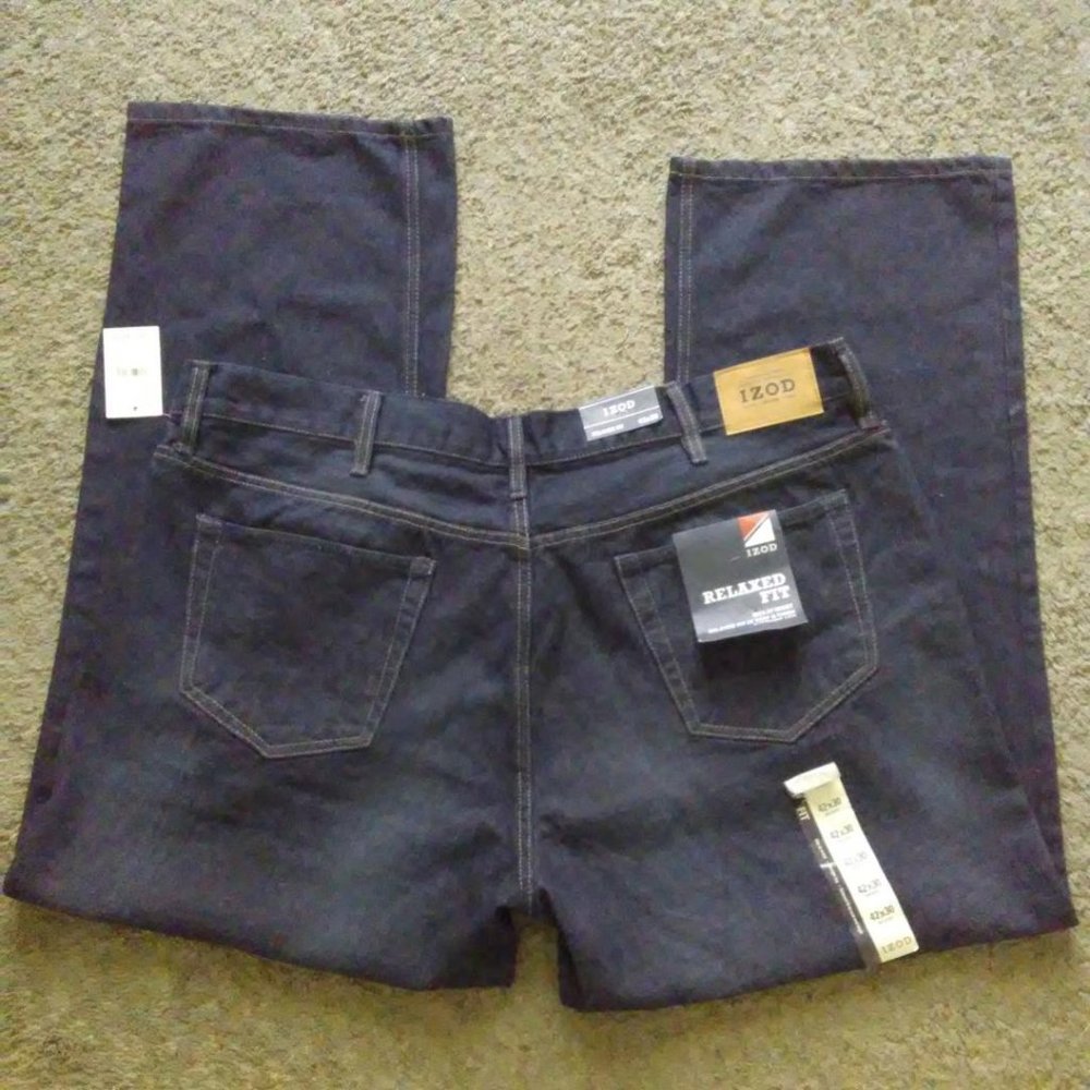 IZOD  Relaxed Fit Men Jeans